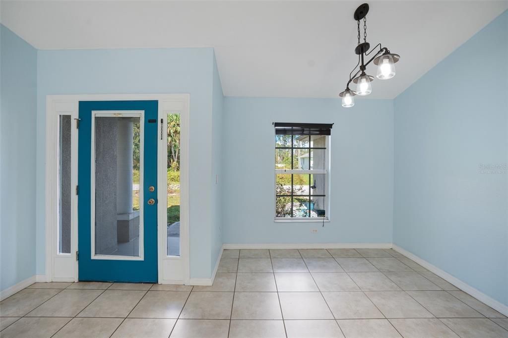 Virtually Staged - foyer, dining room