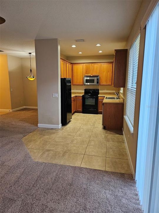 For Rent: $2,195 (3 beds, 2 baths, 1565 Square Feet)