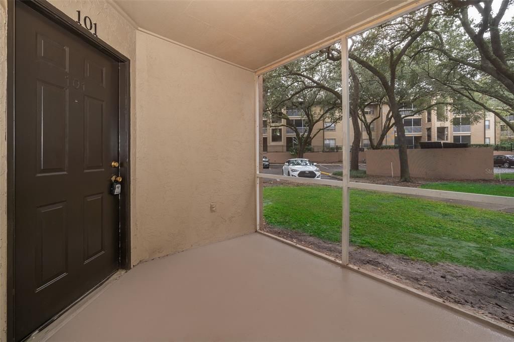 For Rent: $1,750 (2 beds, 2 baths, 982 Square Feet)