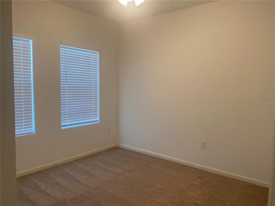 For Rent: $2,100 (3 beds, 2 baths, 1634 Square Feet)