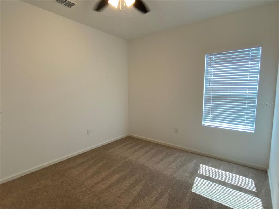 For Rent: $2,100 (3 beds, 2 baths, 1634 Square Feet)