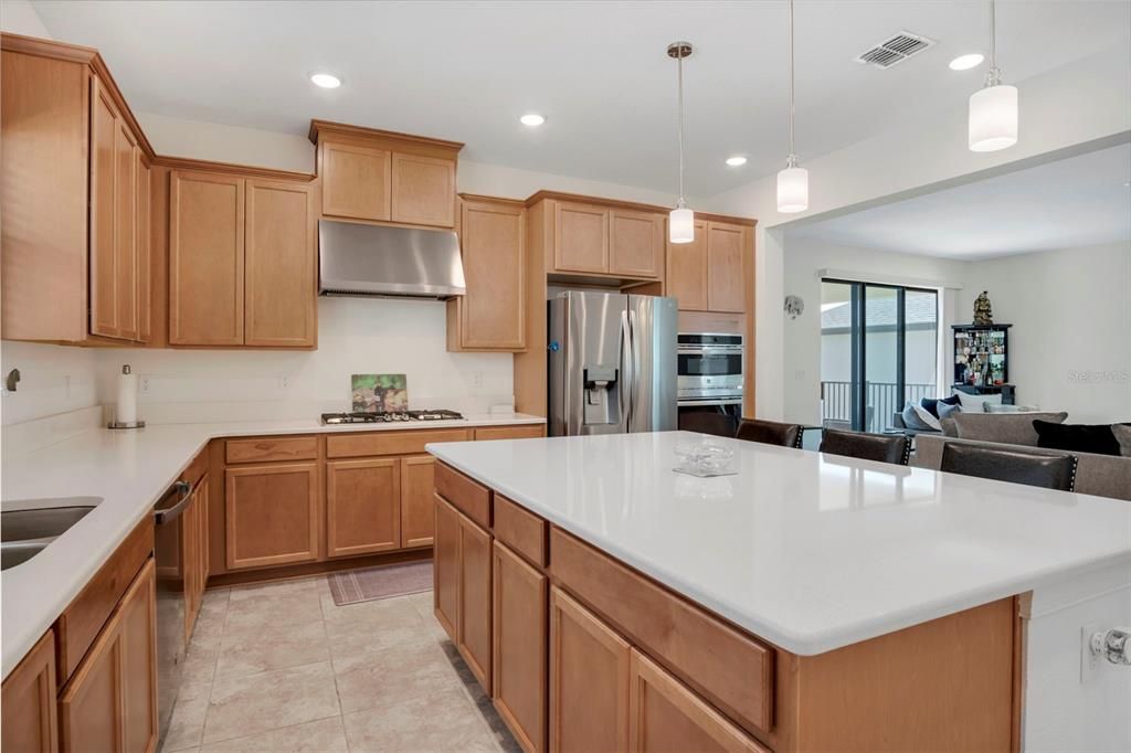 For Sale: $439,990 (2 beds, 2 baths, 1762 Square Feet)