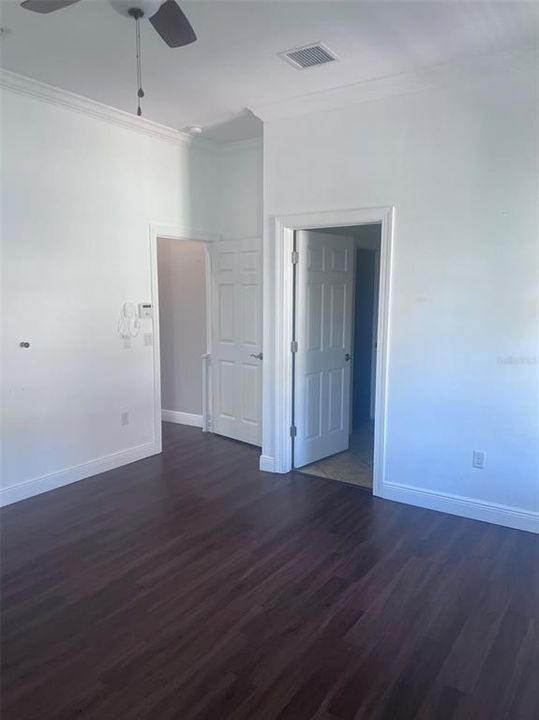 For Rent: $5,250 (3 beds, 2 baths, 2725 Square Feet)