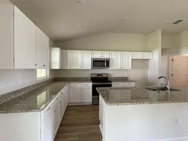 For Sale: $343,738 (4 beds, 2 baths, 2067 Square Feet)