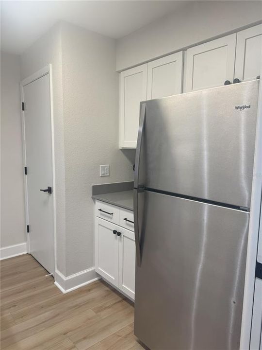 REMODEL KITCHEN