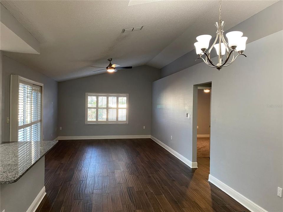 For Rent: $2,497 (3 beds, 2 baths, 1744 Square Feet)