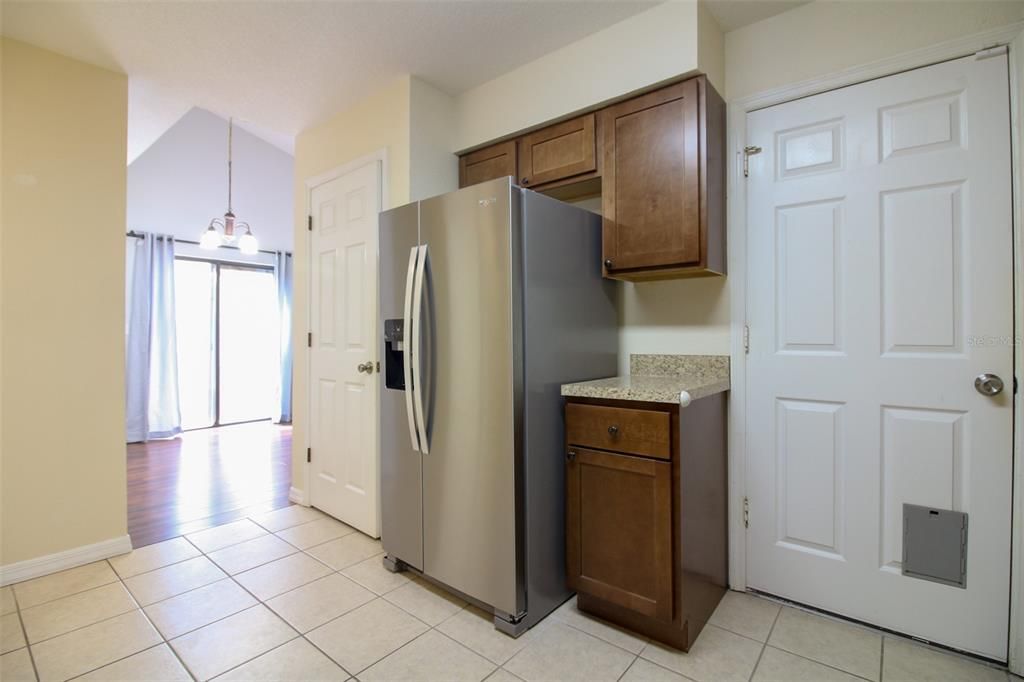 For Rent: $1,850 (3 beds, 2 baths, 1434 Square Feet)