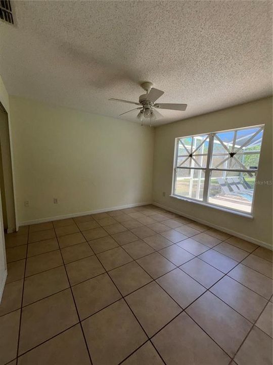 For Rent: $2,800 (5 beds, 2 baths, 1670 Square Feet)