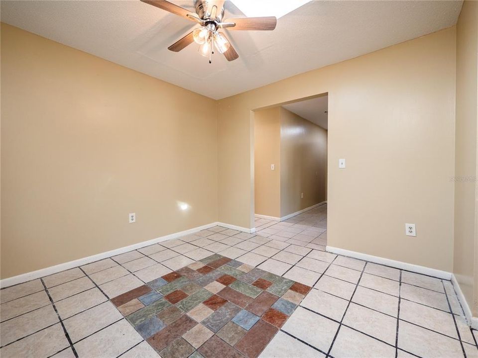 For Sale: $195,000 (3 beds, 2 baths, 1516 Square Feet)