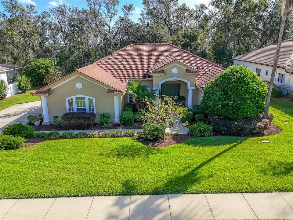 For Sale: $695,000 (3 beds, 3 baths, 2741 Square Feet)