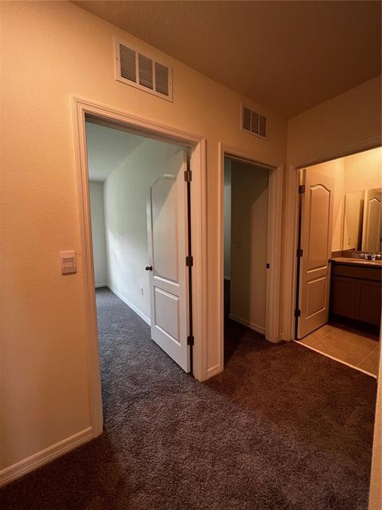 For Rent: $2,250 (3 beds, 2 baths, 2709 Square Feet)