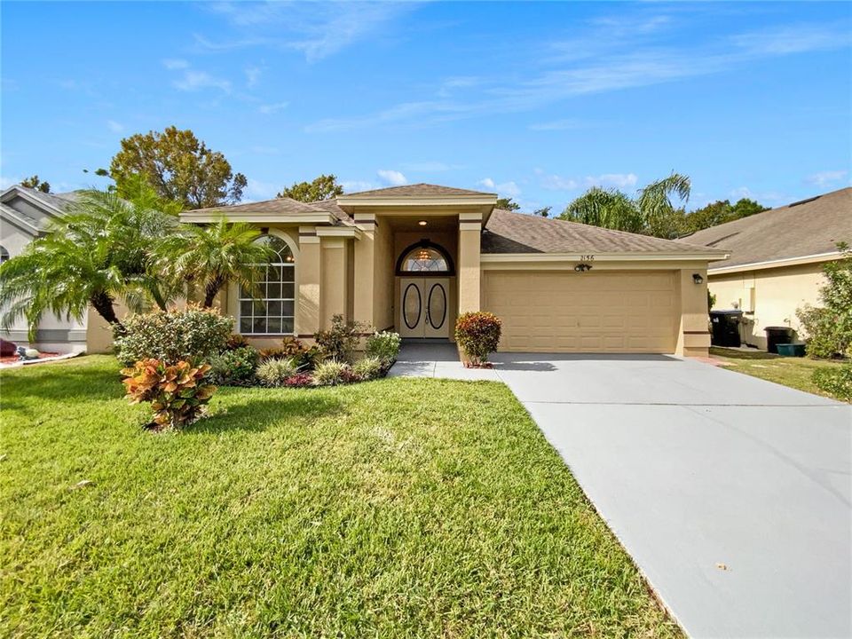 For Sale: $395,000 (3 beds, 2 baths, 1423 Square Feet)