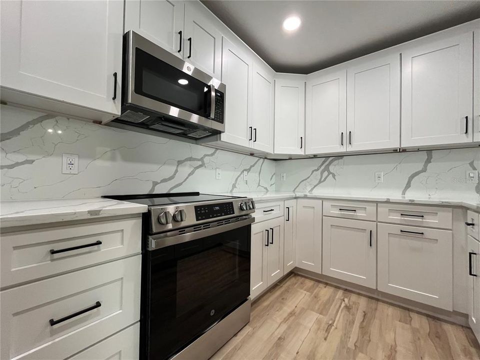 For Rent: $2,499 (3 beds, 2 baths, 1234 Square Feet)