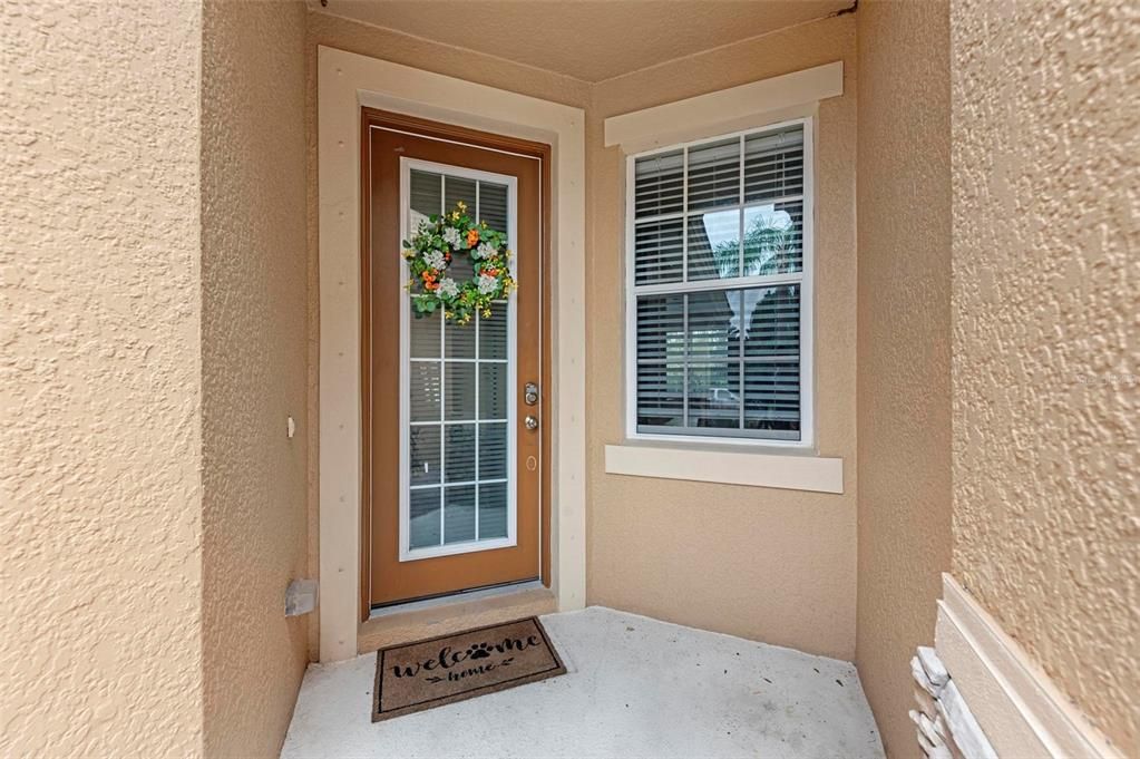 For Rent: $2,900 (3 beds, 2 baths, 1818 Square Feet)