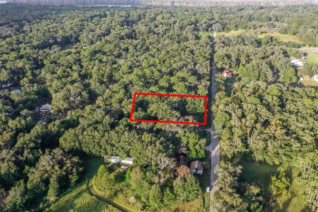 На продажу: $29,000 (0.15 acres)