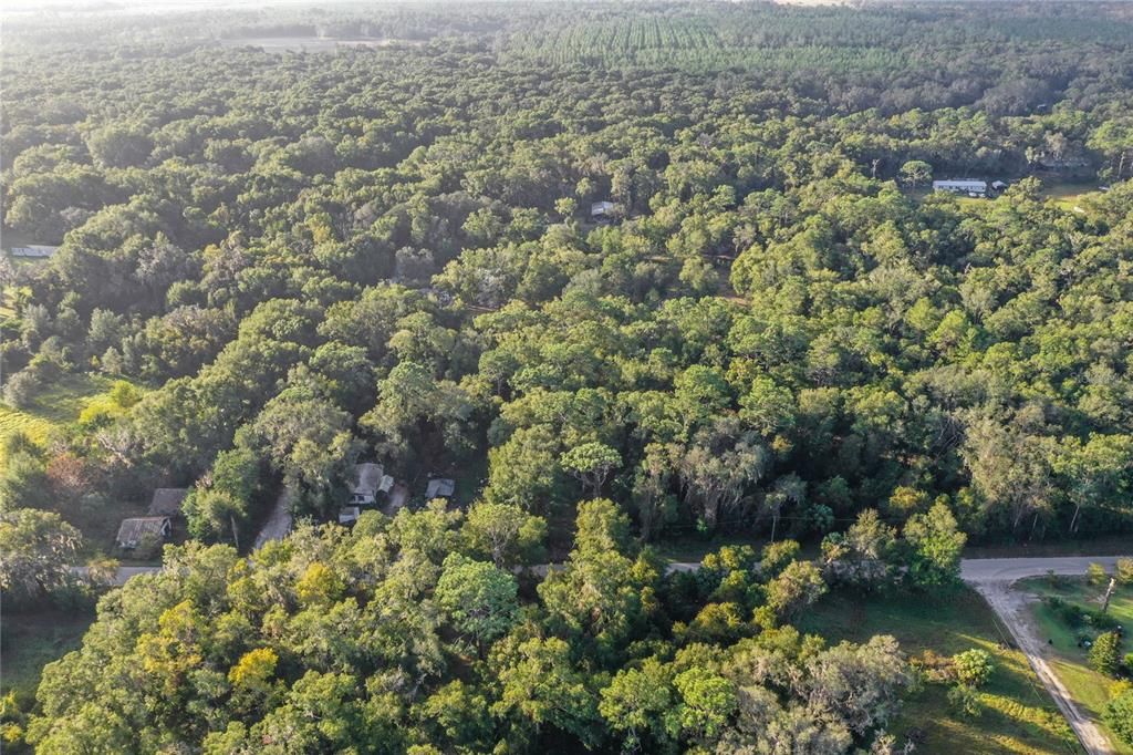 На продажу: $29,000 (0.15 acres)