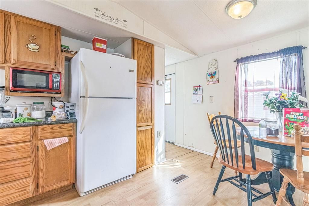 For Sale: $69,000 (3 beds, 1 baths, 1560 Square Feet)