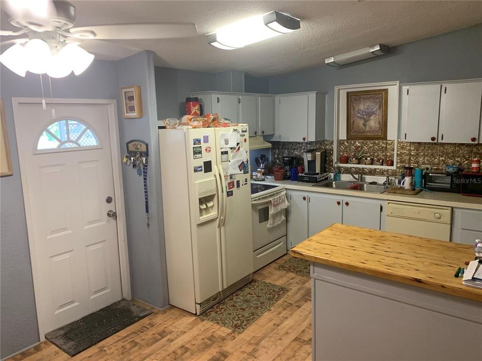 Kitchen with Hickory Breakfast Bar