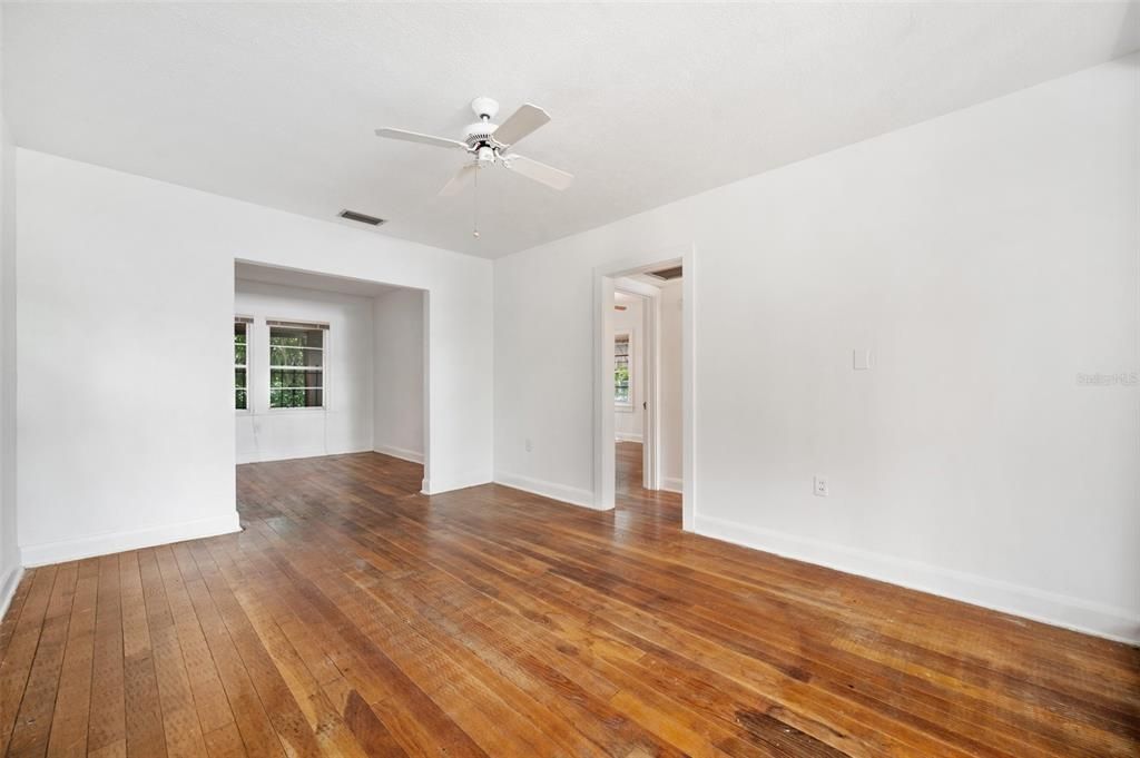 Living Room / Dining Room