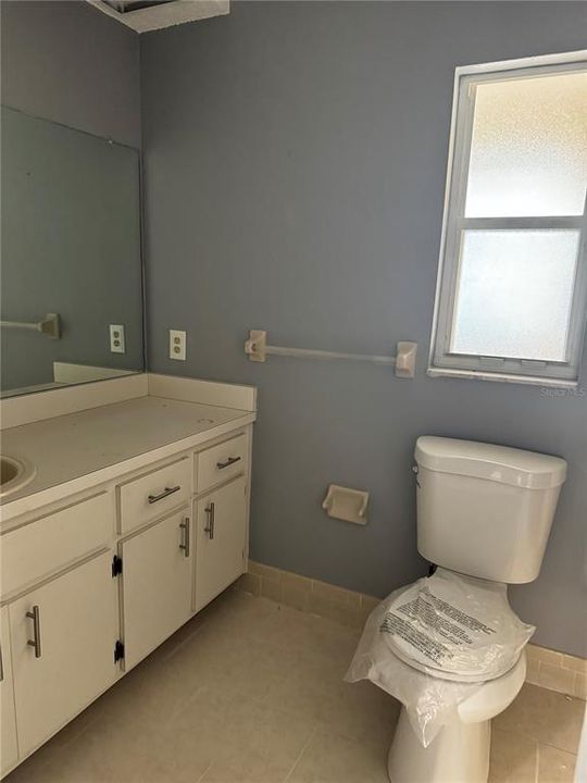 2nd/Guest Bath