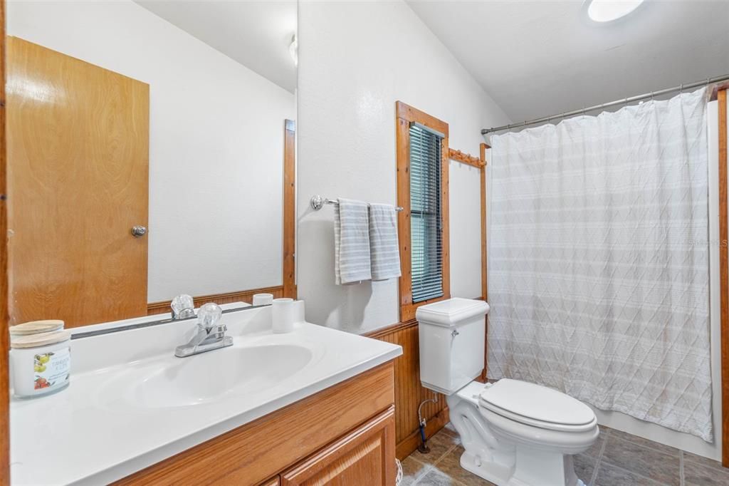 For Sale: $339,000 (2 beds, 2 baths, 960 Square Feet)