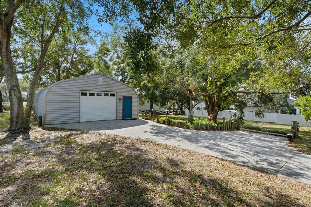 Active With Contract: $515,000 (4 beds, 3 baths, 2176 Square Feet)