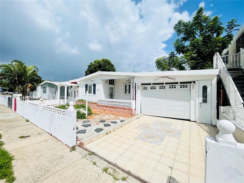 Recently Sold: $114,900 (3 beds, 1 baths, 0 Square Feet)