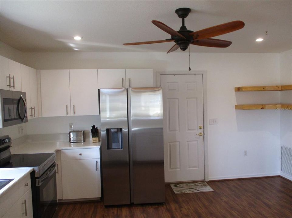 garage entry to kitchen