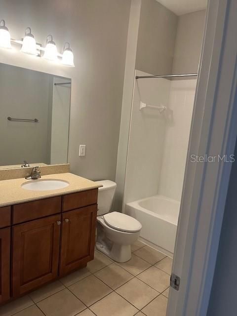 For Rent: $2,475 (3 beds, 2 baths, 1368 Square Feet)