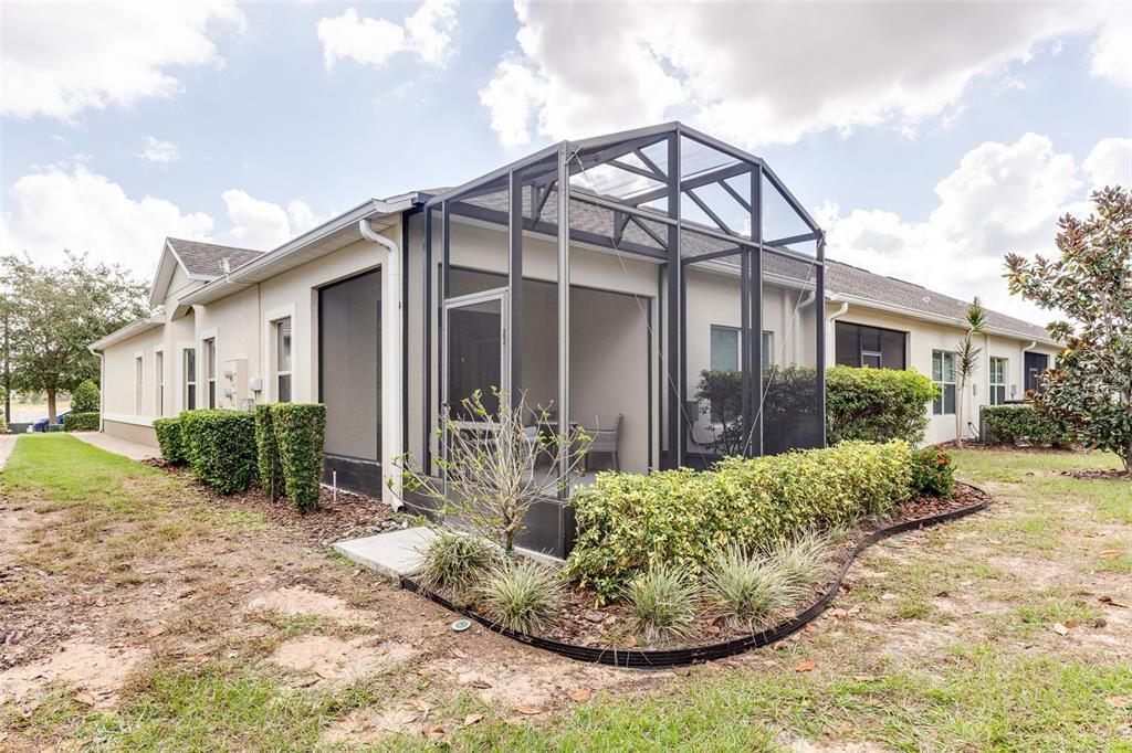 For Sale: $349,900 (2 beds, 2 baths, 1503 Square Feet)