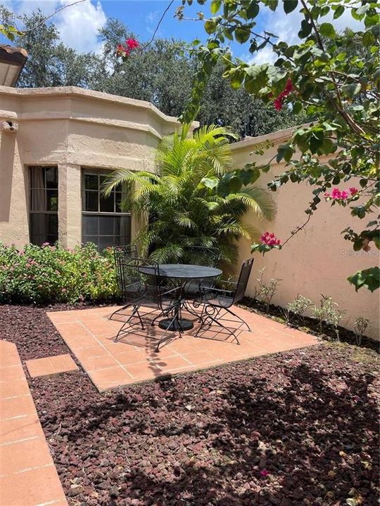 Front Courtyard Entry