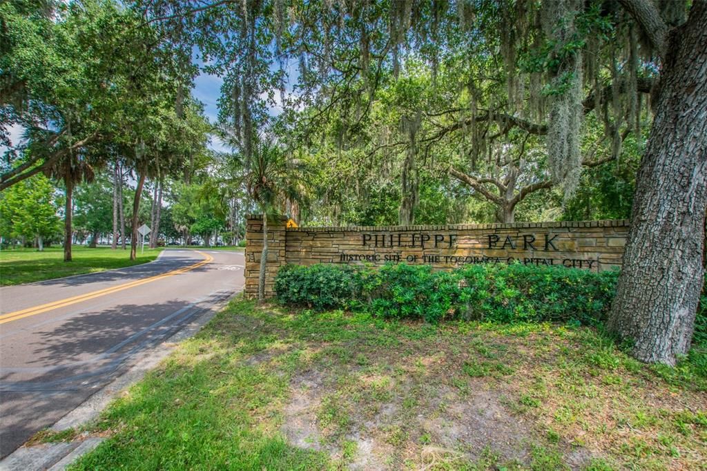 For Sale: $790,000 (4 beds, 2 baths, 1975 Square Feet)