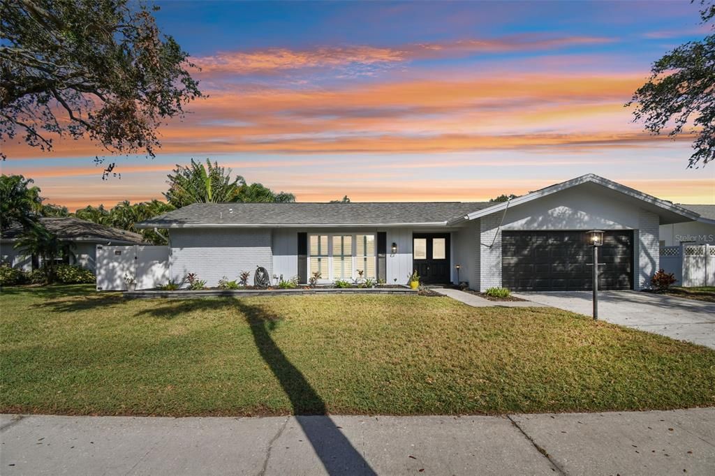 For Sale: $790,000 (4 beds, 2 baths, 1975 Square Feet)