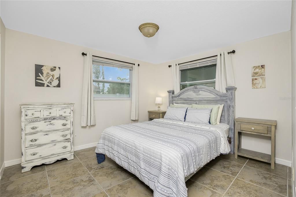 Queen Guest Bedroom with Dresser