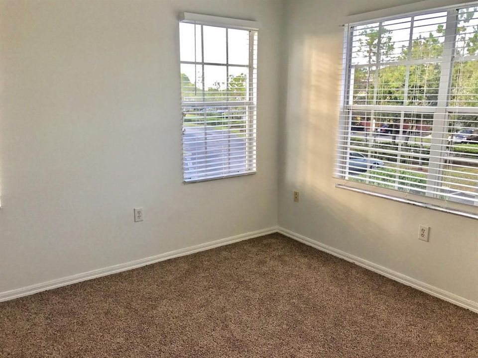 For Rent: $2,200 (3 beds, 2 baths, 1395 Square Feet)