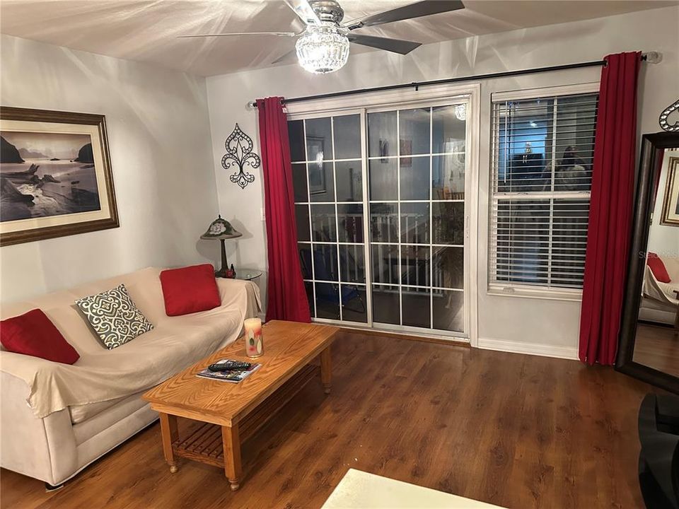 For Rent: $1,900 (2 beds, 2 baths, 1064 Square Feet)