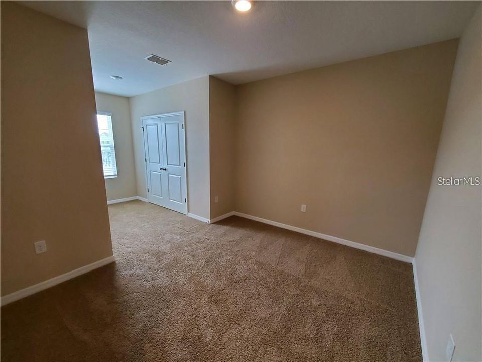 For Rent: $2,500 (3 beds, 2 baths, 1758 Square Feet)