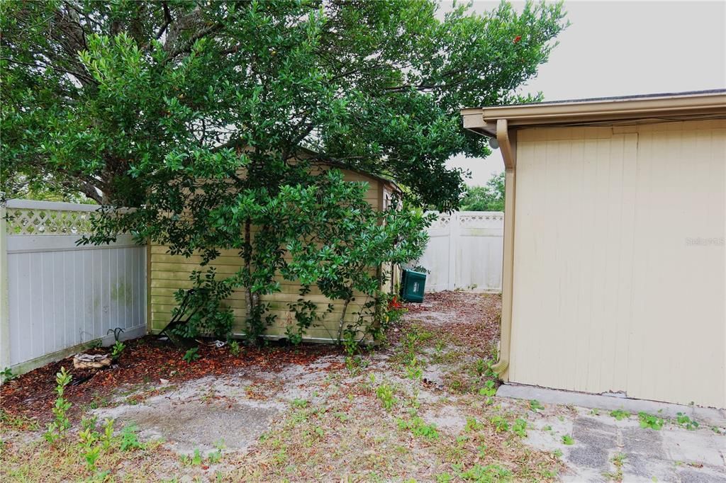 For Sale: $213,800 (3 beds, 2 baths, 1131 Square Feet)