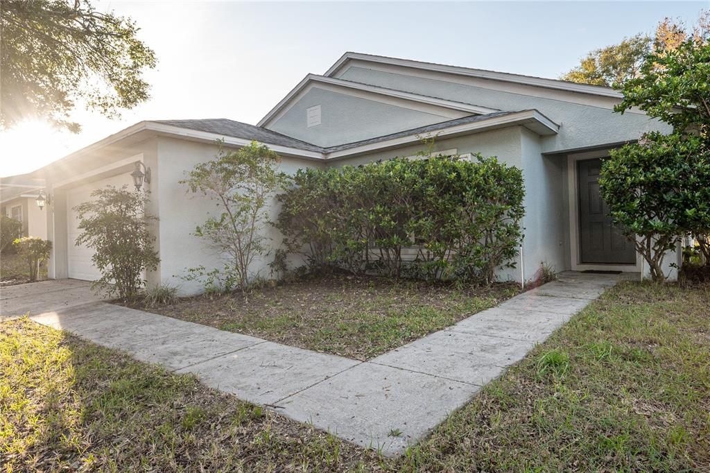 For Sale: $395,000 (3 beds, 2 baths, 1552 Square Feet)