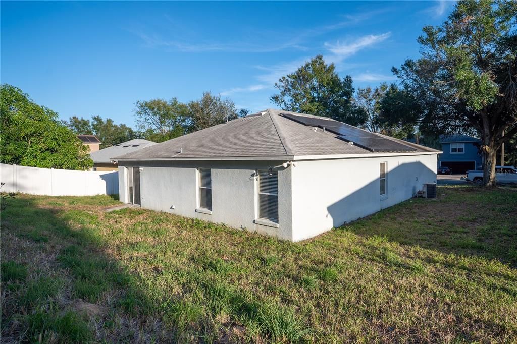 For Sale: $395,000 (3 beds, 2 baths, 1552 Square Feet)