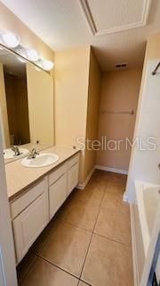 For Rent: $1,700 (2 beds, 2 baths, 1138 Square Feet)