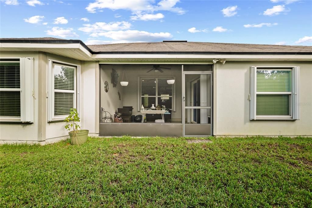 For Sale: $414,000 (4 beds, 2 baths, 2071 Square Feet)