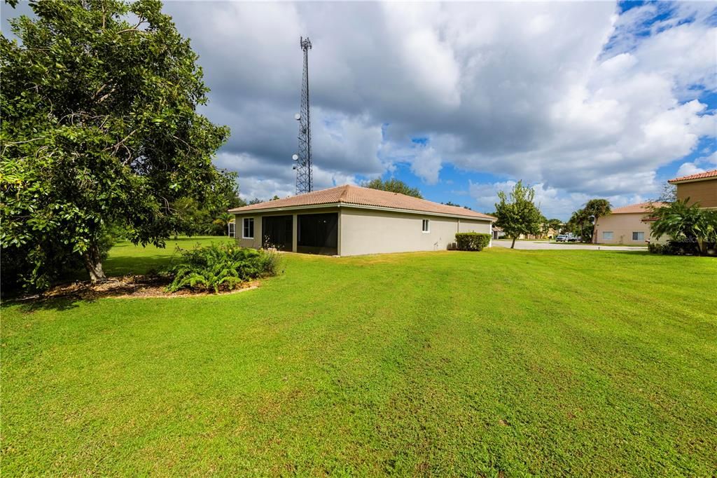 For Sale: $420,000 (3 beds, 2 baths, 1812 Square Feet)