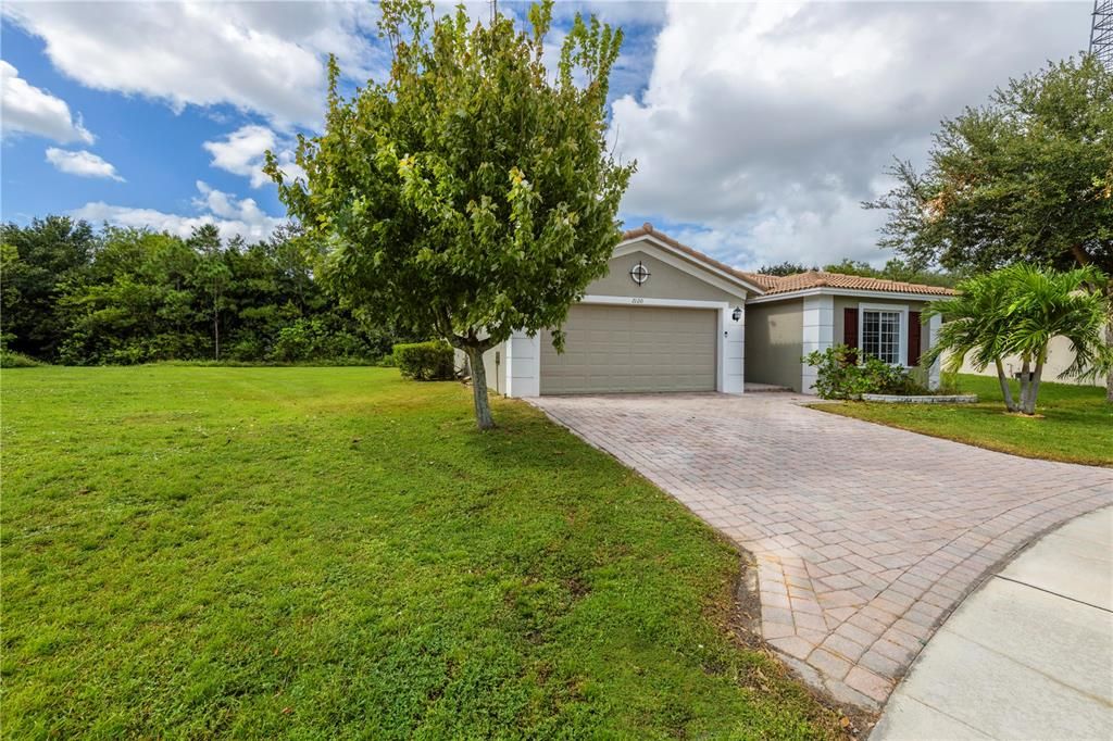 For Sale: $420,000 (3 beds, 2 baths, 1812 Square Feet)