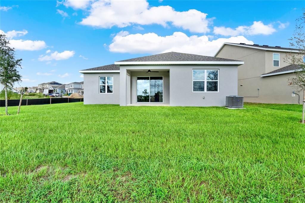 For Sale: $500,000 (4 beds, 2 baths, 2103 Square Feet)