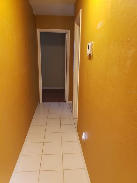 hallway between 2 bedrooms