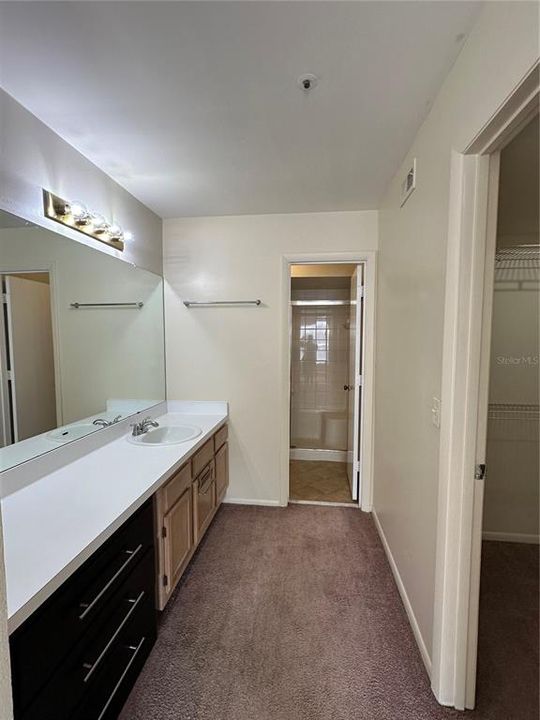 For Rent: $1,750 (2 beds, 2 baths, 1110 Square Feet)