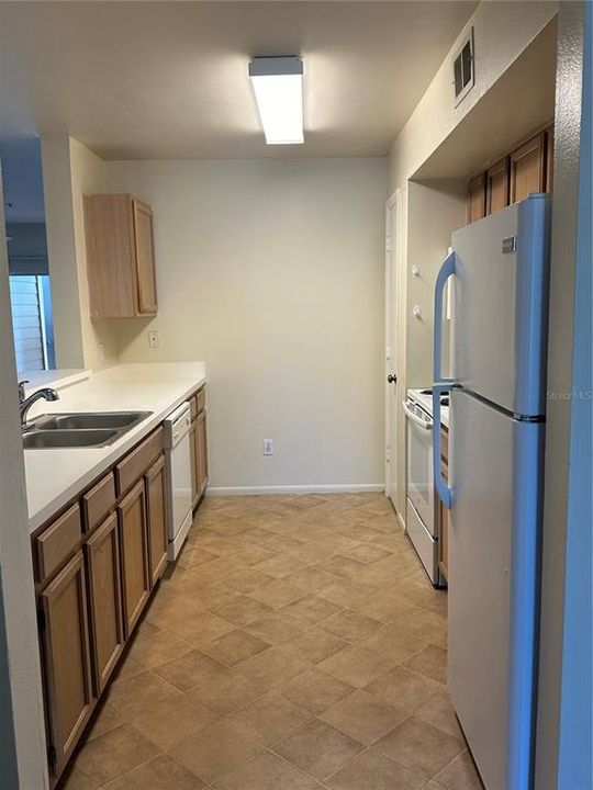 For Rent: $1,750 (2 beds, 2 baths, 1110 Square Feet)