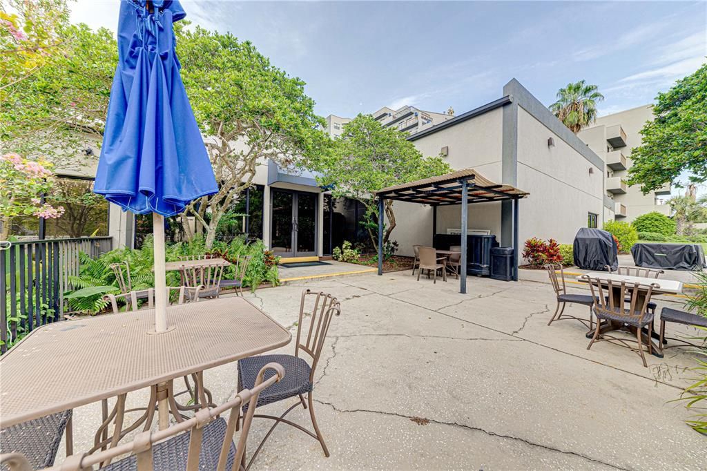 En Venta: $255,900 (2 camas, 2 baños, 578 Pies cuadrados)