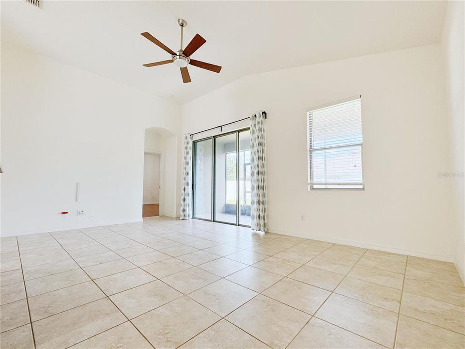 For Sale: $499,500 (3 beds, 2 baths, 2050 Square Feet)